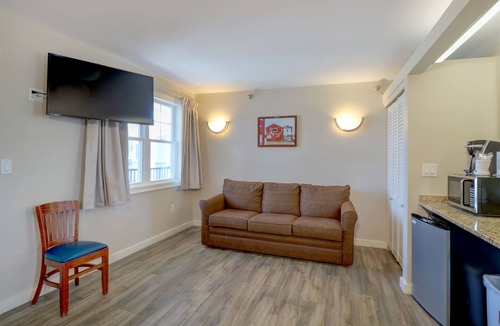 Wells Beach Hotel | Atlantic Oceanfront Hotel