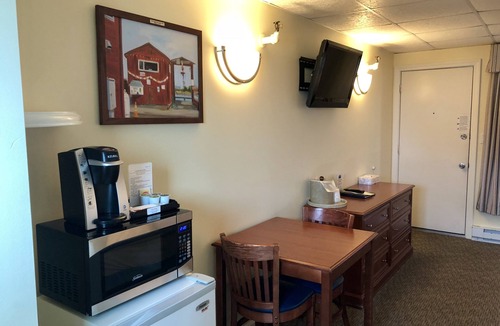 Wells Beach Hotel | Atlantic Oceanfront Hotel