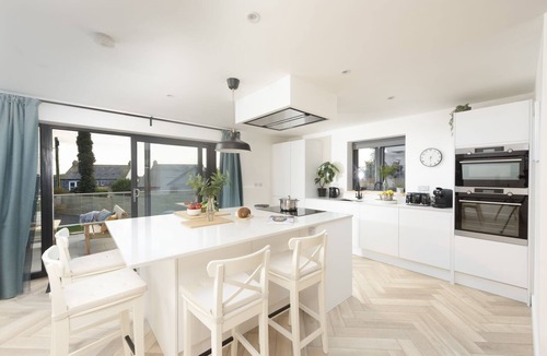 Porthleven House | Atlantic Point - Free Parking and WiFi, Coffee Machine