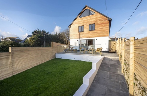 Porthleven House | Atlantic Point - Free Parking and WiFi, Coffee Machine