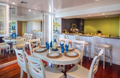 Key West Condo | *ATLANTIC REFLECTIONS @ THE BEACH* Ocean Penthouse/Pool + LAST KEY SERVICES.