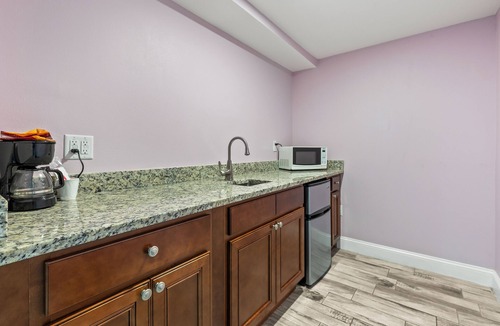 Ocean View Halifax Estates Hotel | Atlantic Shores Motel