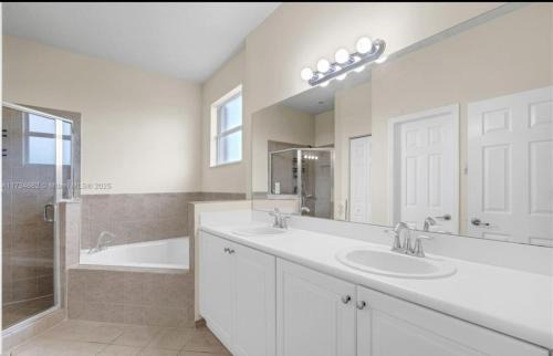 Homestead House | Atlantic