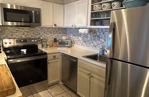 North Ocean City Condo | Atlantis Oceanfront On The Beach~2BR/2BA Pool Balcony ~ July Mini Stay Dates!