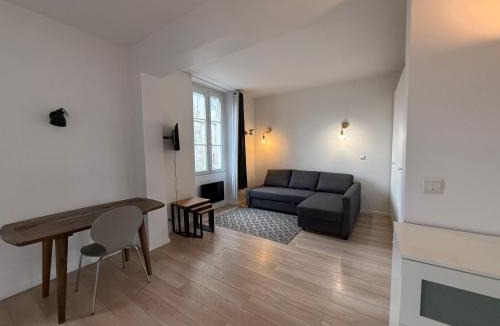 Melun Apartment | Atlas Home