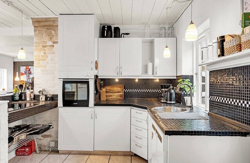 Ærø Municipality House | Atmospheric holiday home with spa and garden