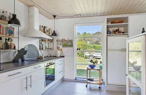 Reersø House | Atmospheric holiday home by the water