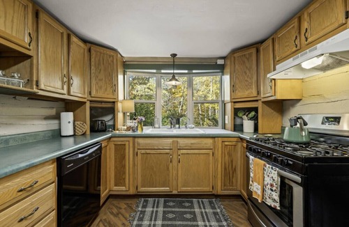 Gnaw Bone Apartment | Atop Pine Hill Cabin
