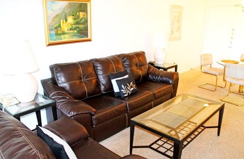 Ventura Condo | ATRIUM DRIVE GETAWAY