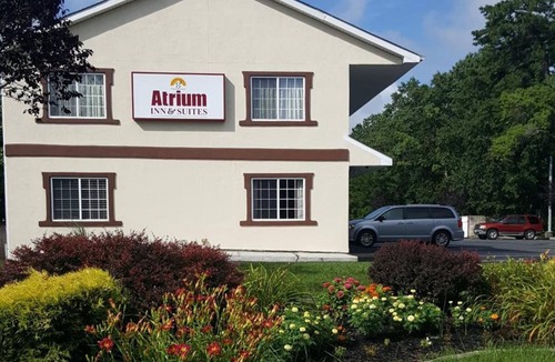 Pomona Hotel | Atrium Inn