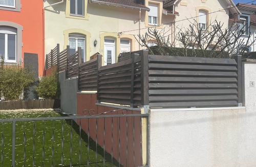 Epinal House | Attached house with exterior