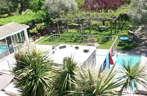 Pignan House | Attached villa on a calm property; village close to Montpellier