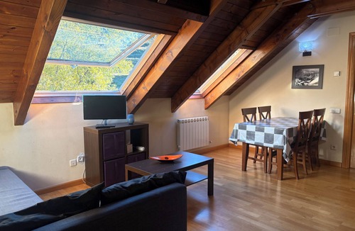 Taull Apartment | Attic apartment with velux erta 3