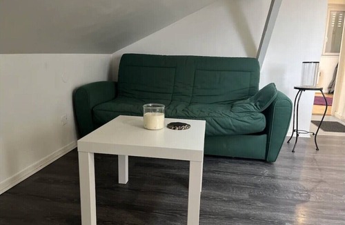 Juvisy-sur-Orge Apartment | Attic apartment