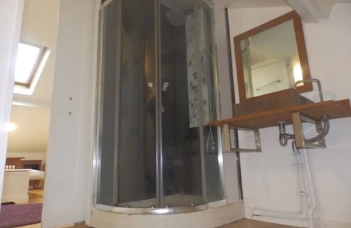 Juvisy-sur-Orge Apartment | Attic apartment