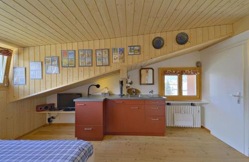 Celerina-Schlarigna Apartment | Attic Chesa Charots - Celerina