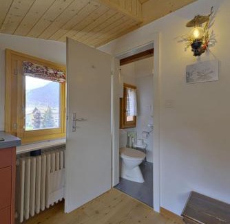 Celerina-Schlarigna Apartment | Attic Chesa Charots - Celerina