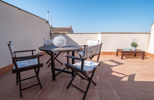 Deltebre Condo | Attic Deltarelax
