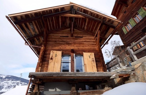 Mase House | ATTIC VALAISAN TYPICAL