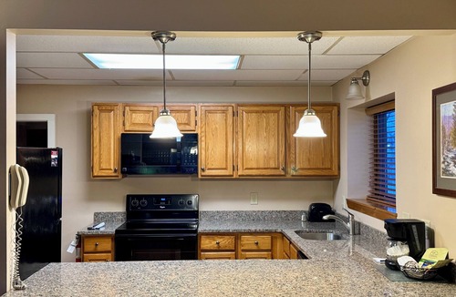 Bartlett Condo | Attitash First Floor Studio Sleeps 4