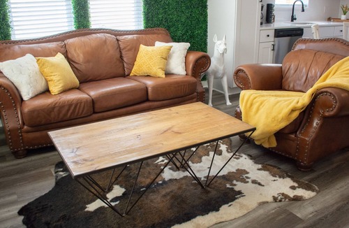 Fort Worth Cottage | Attractive 2 Bedroom Cottage Centrally Located with Fire Pit