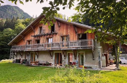 Mieussy Apartment | Attractive apartment * in the French alps, in farmhouse from 1751 by the river
