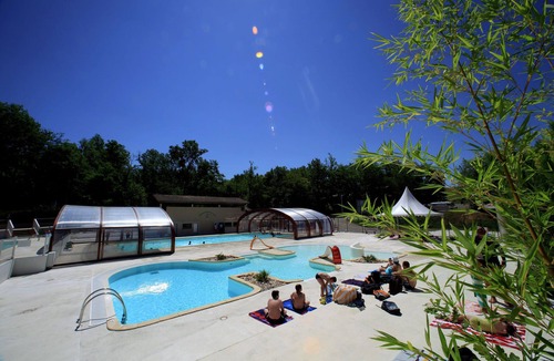 Monclar-de-Quercy Ski Chalet | Attractive Chalet on a hill in Monclar-de-Quercy