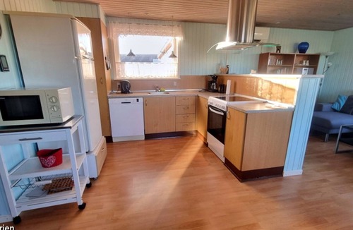 Vinderup House | Attractive, cozy wooden holiday home with a view of the picturesque Limfjord
