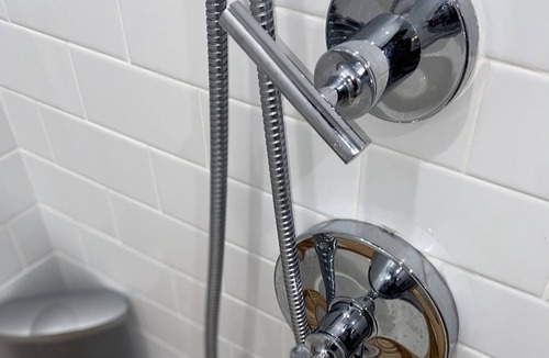 McGinley Square Apartment | Attractive Luxury Studio Mins From NYC EWR+Path