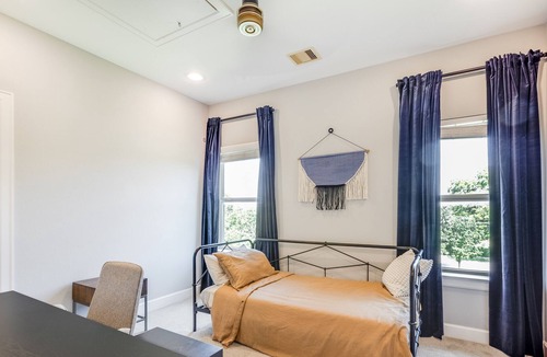 Midtown House | Attractive Midtown House 3BR 3.5BA