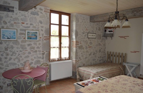 Bazens Bed & Breakfast | Attractive room in a peaceful, country home