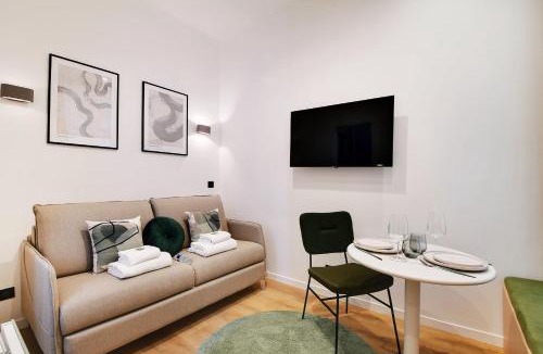 Villa Montmorency Apartment | Attractive studio - 2P - Auteuil - Parc des Prince