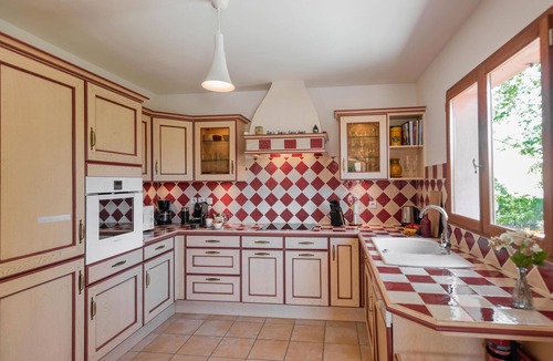 Tourtour House | Attractive villa with private pool, tenniscourts