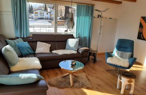 Ruschein Apartment | Attraktive 4,5-Zimmerwohnung in Ruschein