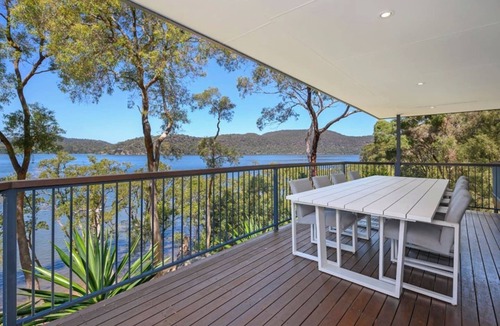 Bar Point House | Attunga Bar Point (High Place on the River)