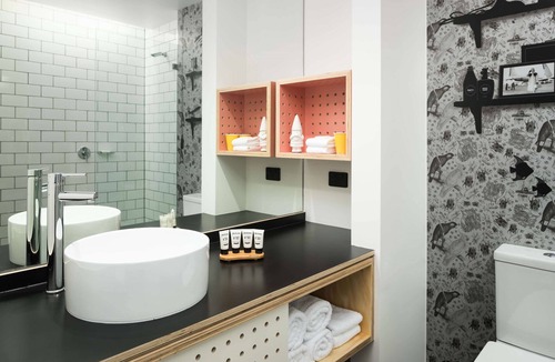 Adelaide Airport Hotel | Atura Adelaide Airport