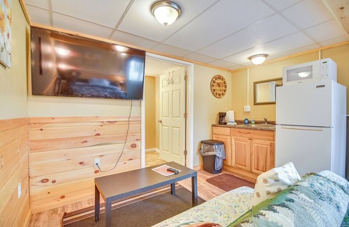 Pittsburg Apartment | ATV, Fish & Unwind: Trailside Pittsburg Studio