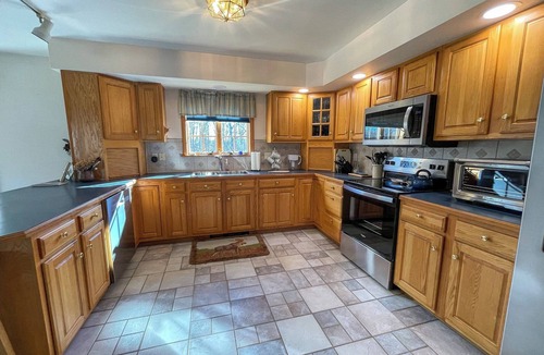 East Central Franklin House | Atv,utv,snowmobile ,2 ski mountains Saddleback,Sugarloaf resorts