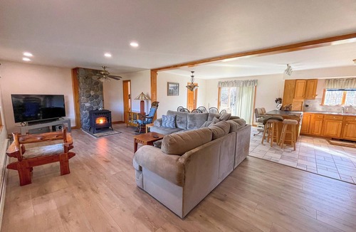 East Central Franklin House | Atv,utv,snowmobile ,2 ski mountains Saddleback,Sugarloaf resorts