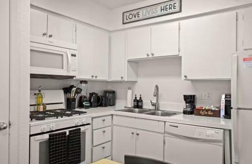 Hyde Park Apartment | ATX Casa Vida