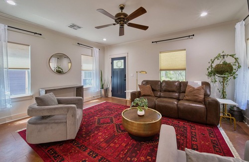 Cherrywood House | ATX Pocket Park Craftsman - Mueller Park, Downtown Austin Area