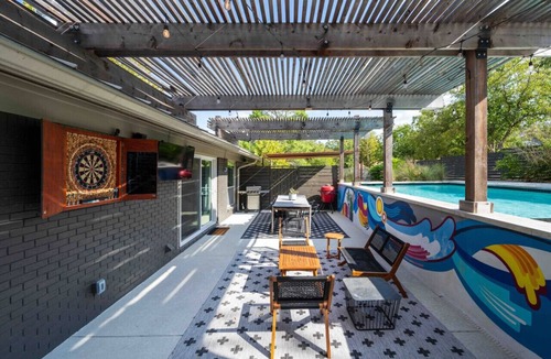 Greater South River City House | ATX Summer Oasis | Pool & Hot Tub| Sleeps 8