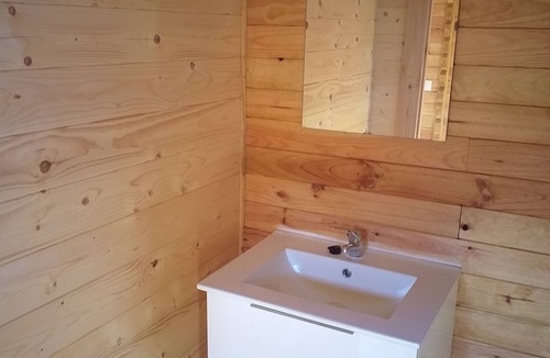 Saint-Pryve-Saint-Mesmin Ski Chalet | ATYPICAL CHALET BETWEEN CITY AND GREEN