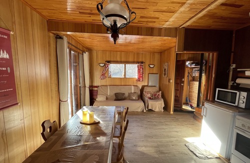 Saint-Pons Ski Chalet | Atypical chalet, 2 bedrooms, garden and barbecue