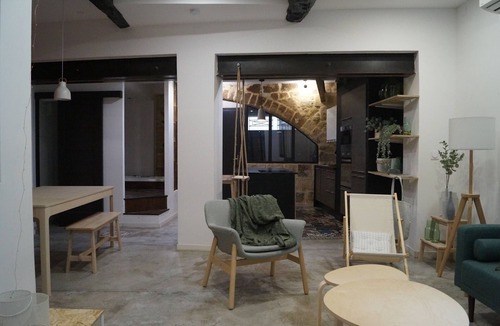 Historic Centre Apartment | Atypical downtown loft/Private patio