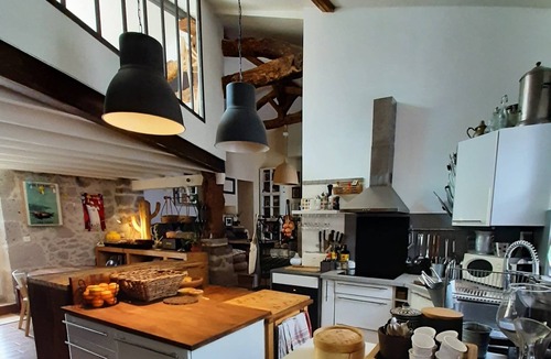 Nerac House | Atypical stone house in a charming village nestled in the heart of Gascony