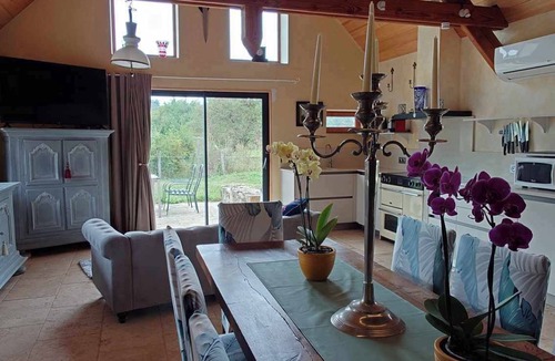 Villeneuve d'Aveyron House | Atypique Maison de Charme