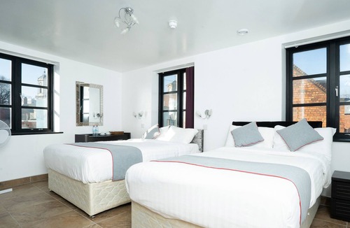 Bilston House | ATZ&H Inn