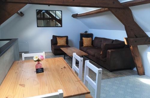 Estrees-St-Denis House | Au 112, maison d'hôtes meublée