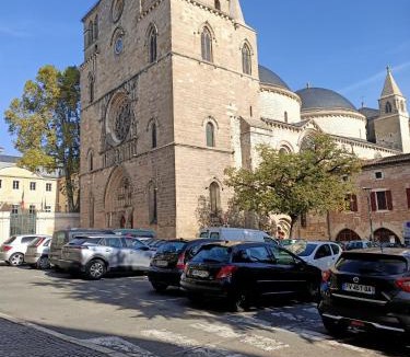 Cahors Old Town Apartment | AU 2B 46 Ravissant duplex